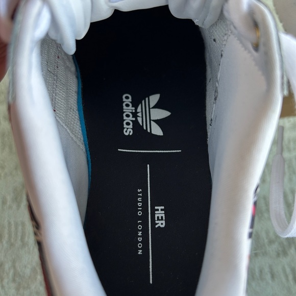 Adidas Studio London Forum B Platform Sneakers - Picture 14 of 16